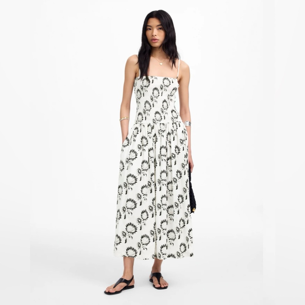 Madewell // Smocked Black & White Maxi Dress in Graphic Sunflowers